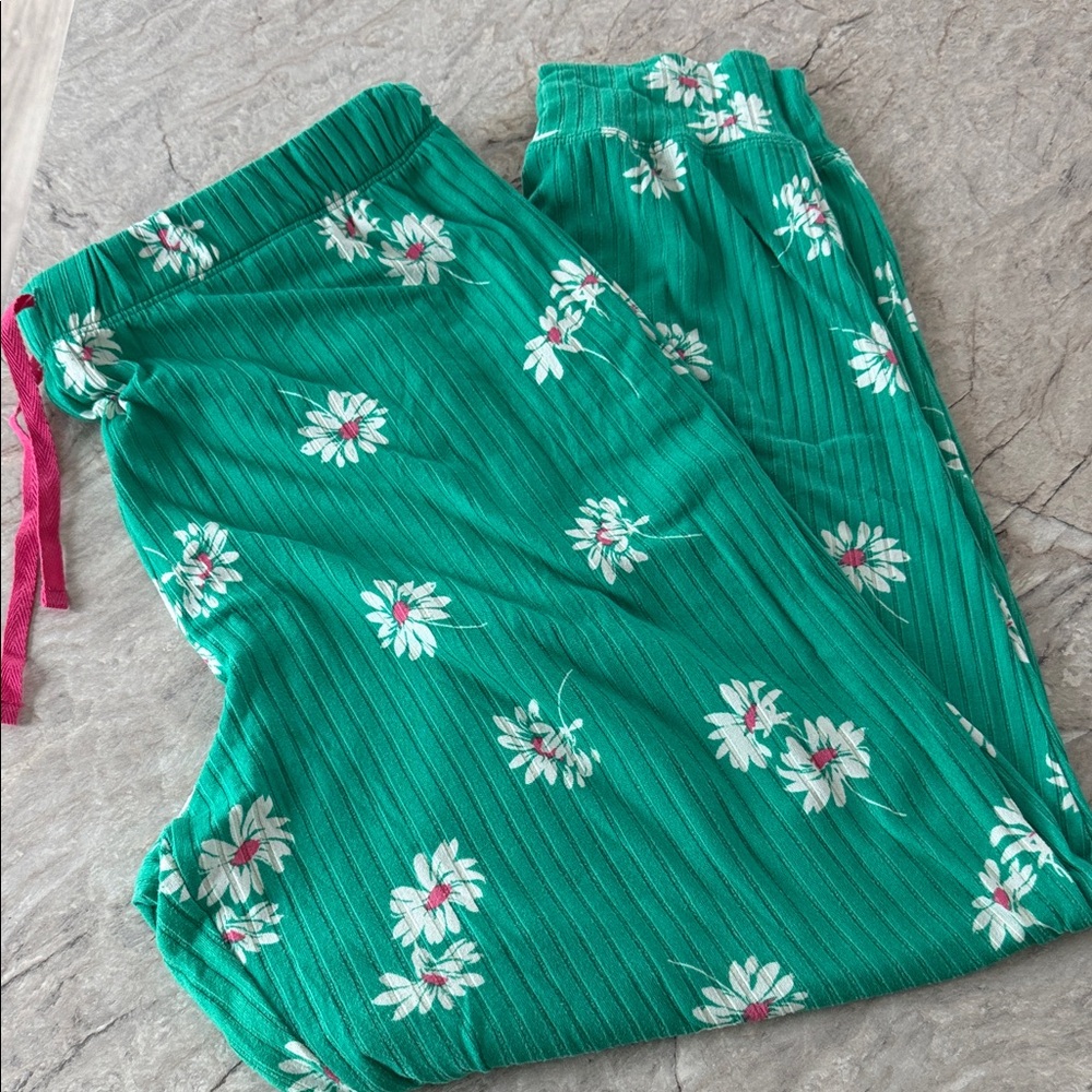 Women's Green Floral Pajama set